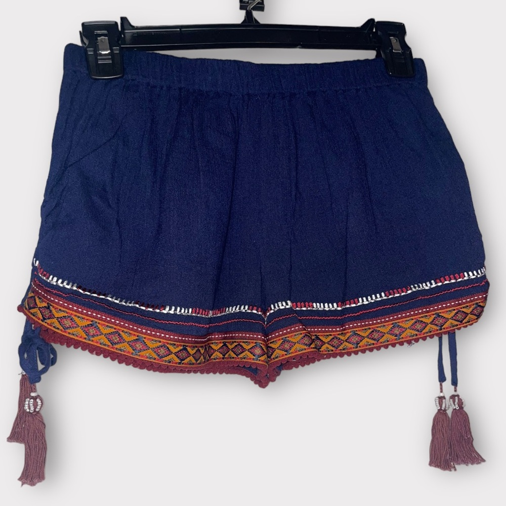 NWT NAVY GYPSIE SHORTS